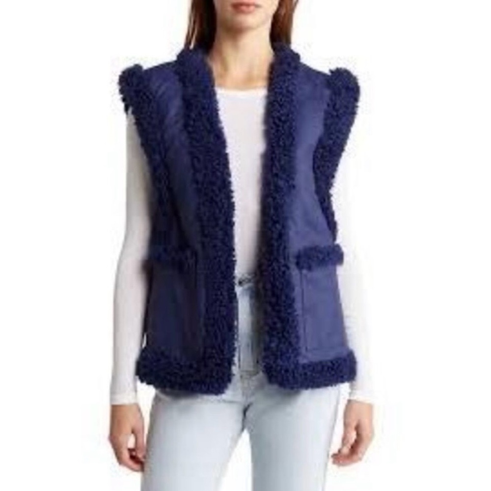 XXL NWT Weworeehat Reversible Sherpa Vest